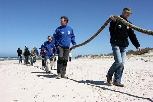 Baltic Coast, Poland
<p>Removal of&nbsp; fishing gear and ropes from a sand beach along the Polish Baltic coast during a beach clean up project of WWF Poland<br /></p><p>archaeomare, Baltic, Baltic Sea, beach, beach cleanup, coast, Drosos, fisheries, fishing gear, fishing net, fishnet, Ghostnet, litter, marine debris, marine litter, net, net gear, netgear, plastic, plastic debris, plastic litter, plastic waste, pollution, research, rope, sample, ship, trash, waste, WWF, WWF Poland</p><p>&nbsp;</p>
Coastline - Beach, Sea/Ocean, Fishery/Aquaculture, Pollution/Litter/Relics, Coastline - Dune, Public area/Beach, Geography - Temperate
© Danuta and Ryszard Felkner/ WWF Poland
